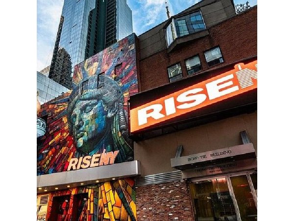 New York City Fortune Tour 1-Day Sightseeing Adventure