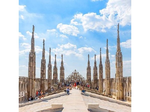 Milan Duomo Express Small Group Tour with Terrace Access Included