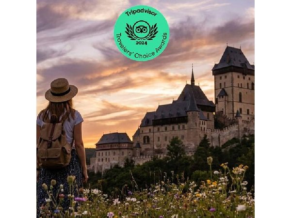 From Prague: Small-Group Karlstejn Castle & Koneprusy Caves Trip