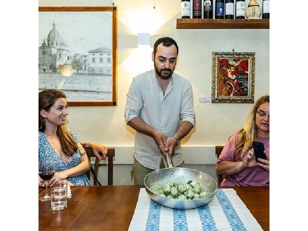 Winner 2026 Florence Sunset Food & Wine Tour by Eating Europe