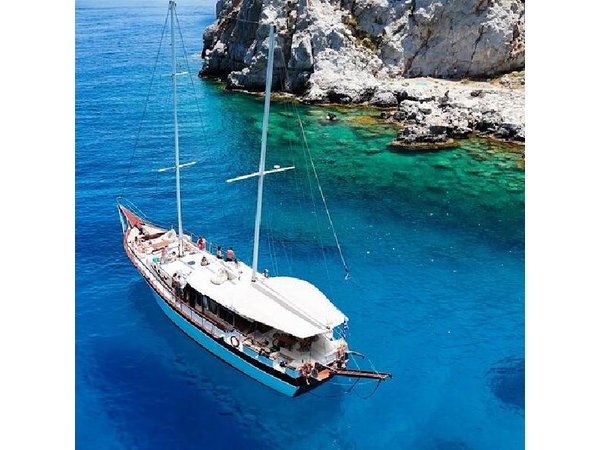 Rhodes Day Cruise (with lunch & unlimited drinks) 5,5 Hours