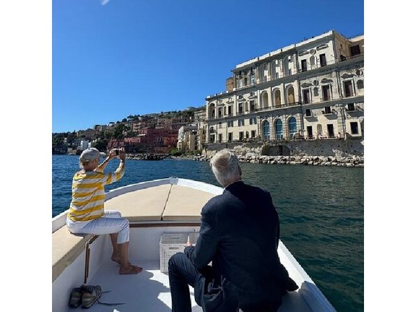Boat experience along the coast of Naples and breathtaking views.