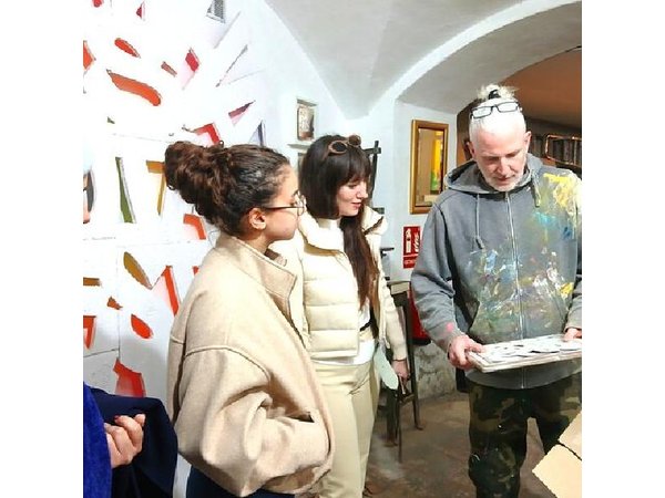Barcelona Art & Wine: Galleries, Studios & Street Art
