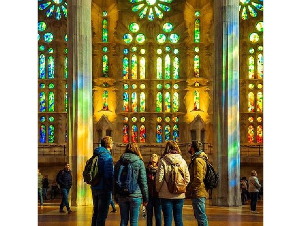 Barcelona Gaudí Combo Sagrada Familia and Park Güell Tour