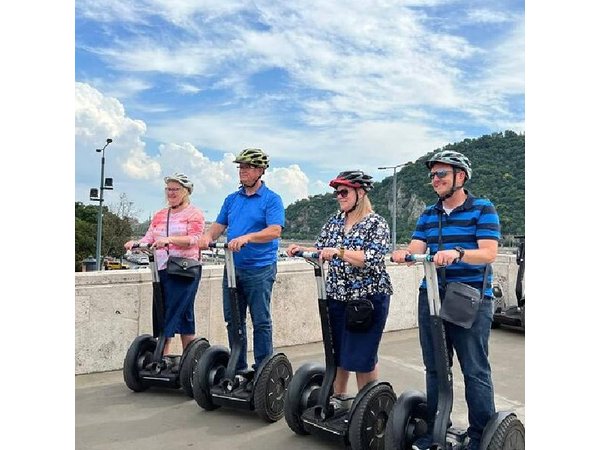 2-Hour Budapest Fisherman Bastion and Castle District Segway Tour