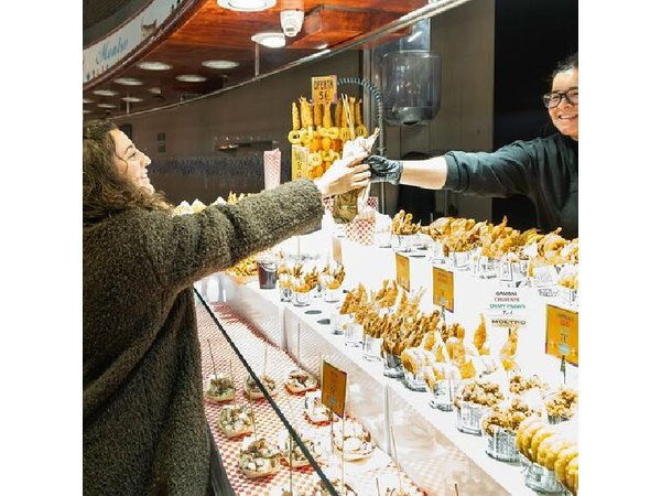 Barcelona Food Market Tour with Local Tastings