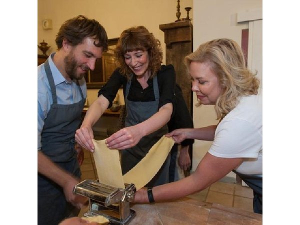Florence Pasta & Dessert Cooking Class with Eating Europe