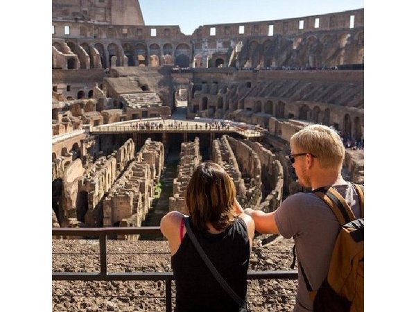 Ancient Rome and Colosseum: Half Day Private Tour