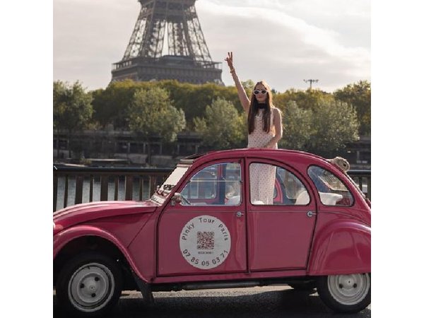 Emily in Paris Tour - in a Pink Citroën 2cv
