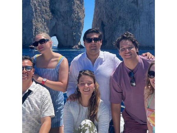 Capri half-day Private Tour from Sorrento - Premium 28ft Boat