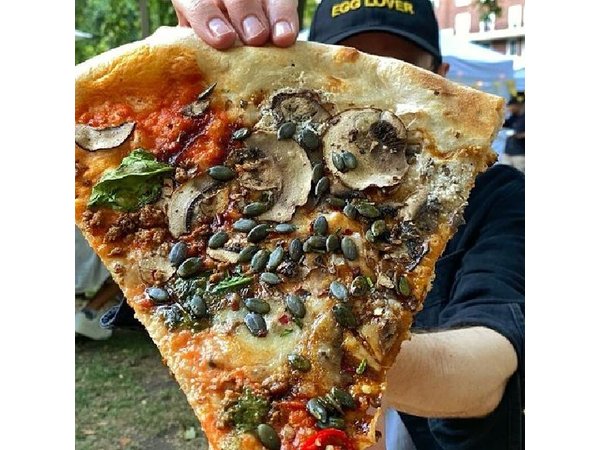 Self-Guided Food Walking Tour & Treasure Hunt, Mayfair, London