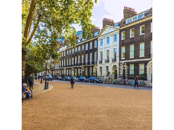 Bloomsbury Uncovered: Literary Giants & Hidden Secrets