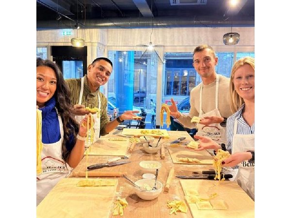 Rome Fettuccine, Ravioli & Tiramisu Cooking Class with Limoncello