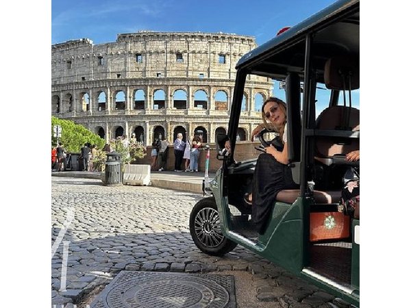 Exclusive ROME - Golf Cart City Tour with Italian Gelato