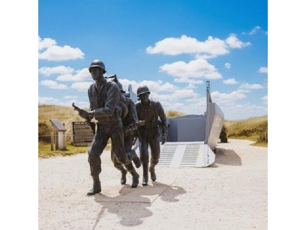 Normandy D Day Beaches Tour from Paris with Lunch