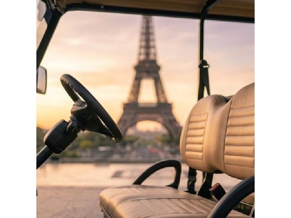 Private Paris Golf Cart City Tour: Eiffel Tower & Hidden Gems