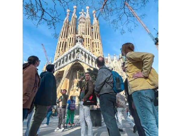 Barcelona Sagrada Familia Small Group Tour, Optional Tower Access