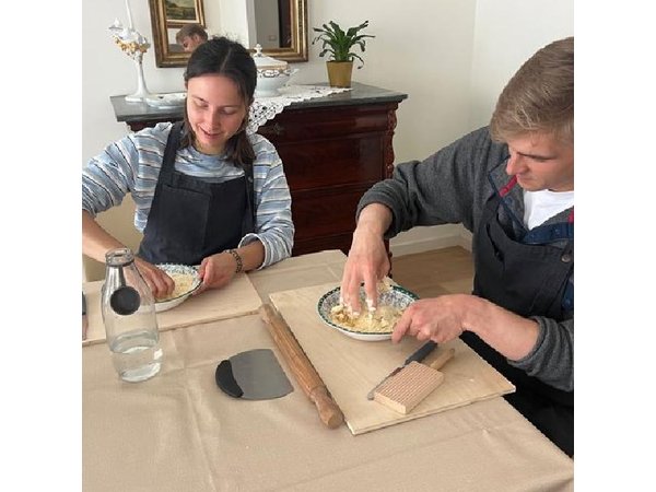 Traditional cooking class in Syracuse