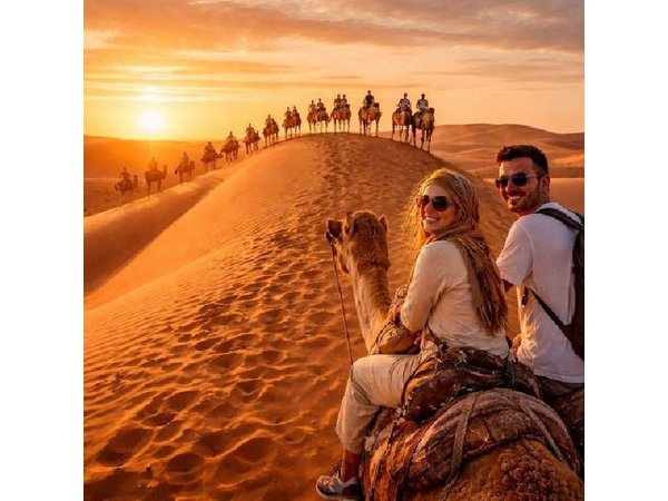 Marrakech: Agafay Desert Quad & Camel Ride with Dinner Show