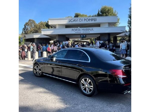 Pompei Private Full Day Tour from Rome – Amalfi optional - Luxury