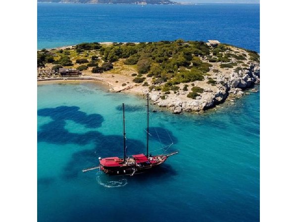 Athens cruise: Agistri, Moni/Metopi, Aegina with lunch & drinks