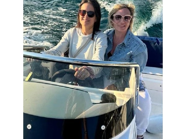 Lake Como License Free Boat Rental Departing from Varenna