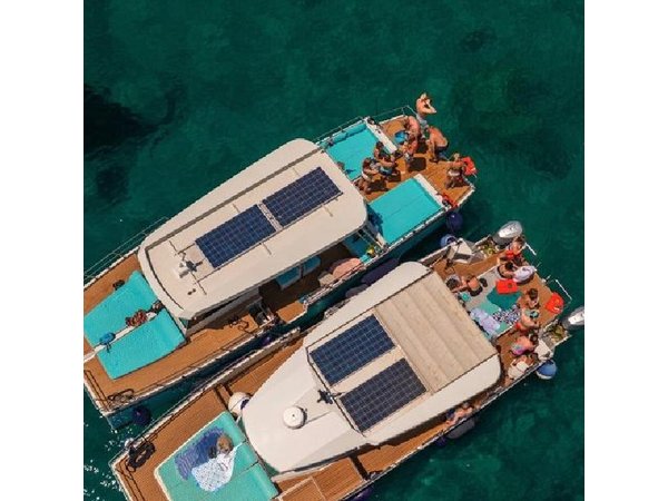 Small Group Blue Cave & Elaphiti Islands Boat Tour from Dubrovnik