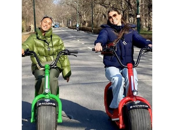 Easy & Convenient E-Scooter Rental for Sightseeing in Budapest