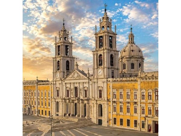 From Lisbon: Mafra, Ericeira & Queluz Palace Small-Group Day Tour