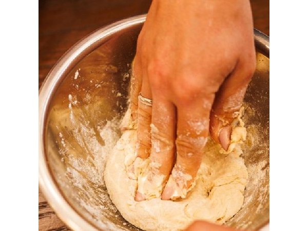 Olive Oil Tasting, Baking Class & full meal in Naxos Town
