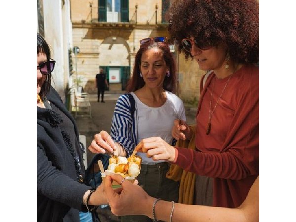 Lecce Ultimate Street Food Tour - Small Group by Do Eat Better