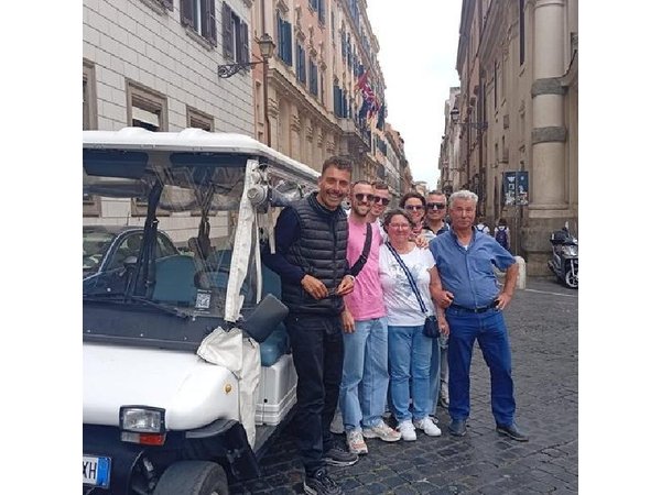 3 Hours Rome Tour by Golf Car