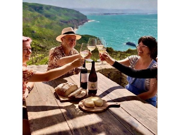 Private Lisbon Wine Tour - Setubal, Arrabida, 3 Wineries & Lunch