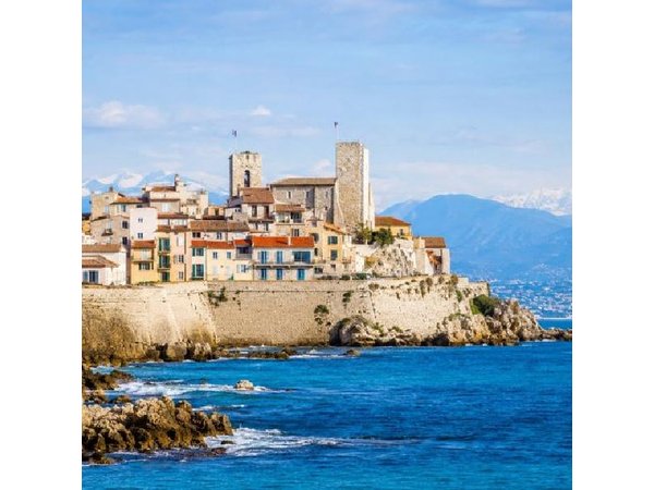 French Riviera: Private Tour Cannes, Antibes & St Paul de Vence!