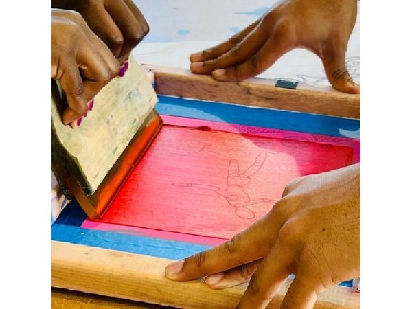 Chicago BYOT Screen Printing Workshop: Make Your Own Art Tee