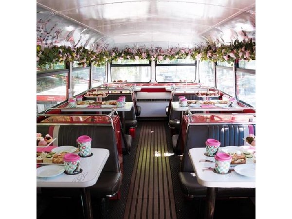 London #1 Afternoon Tea Bus Tour - 1960s Routemaster Bus
