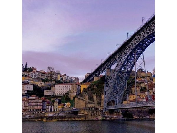 Private Porto by Night Tour with Old Town, Bridges & Gaia Views