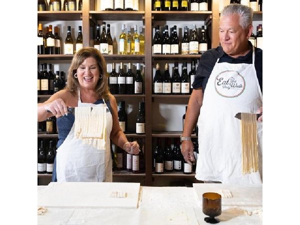 Hands-On Cooking Class in Rome: Fettuccine, Ravioli & Tiramisu
