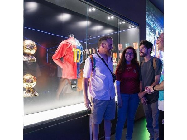 Barcelona's Ultimate Football Tour: 4 Stadiums + 2 Museums
