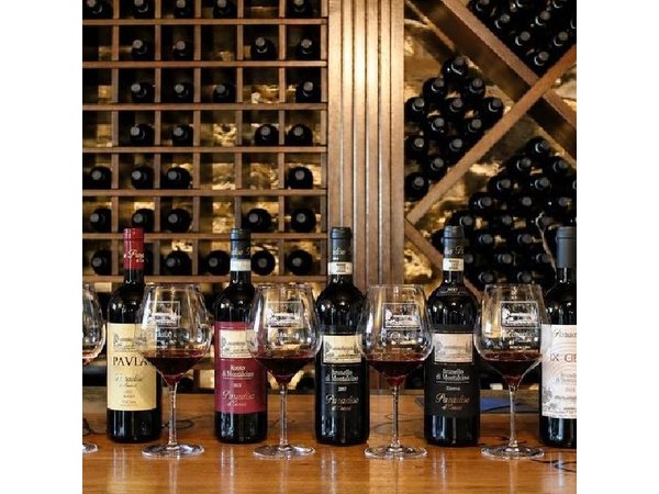 Montalcino: Brunello Wine Tasting with Tuscan Specialities