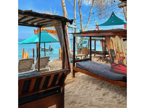 Full Day Tour to Barú Island by Boat from Cartagena