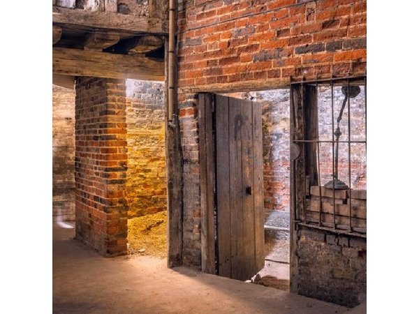 Tour of a Hidden Medieval Street Beneath the City of Norwich