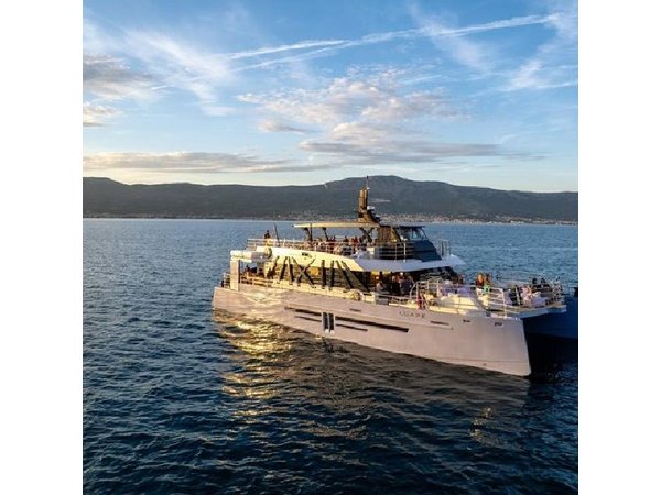 Experience Luxury Sunset and Evening Cruise in Split