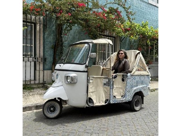 Discover Lisbon Secrets by Tuk Tuk around 7 Hills and Belém Coast