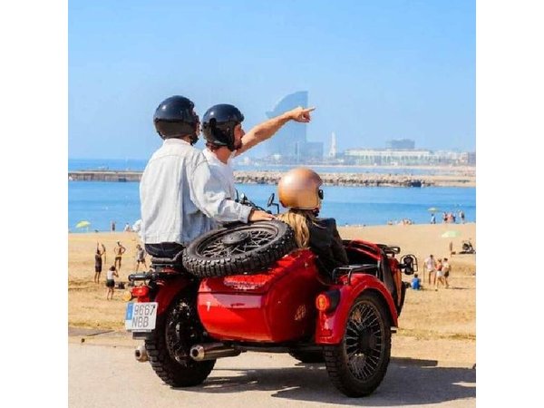 Barcelona Private Tour by Sidecar Motorcycle