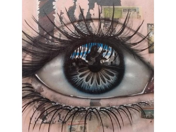 Discover Lisbon's Best Street Art with an Street Artist (Mr.Red)