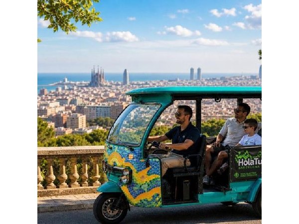 Route of Barcelona by Electric Tuk Tuk 2H