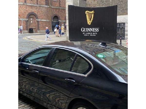 Dublin Private Guinness and Irish Whiskey Tour with Transfers