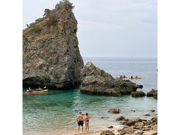 Sesimbra Wild Beach Tour from Lisbon