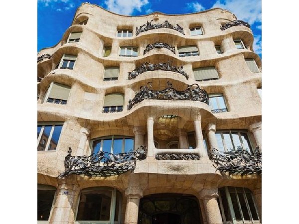Barcelona: Casa Mila (La Pedrera) Entry Ticket with Audio Guide
